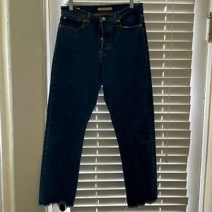 Levi’s Wedgie Straight size29
